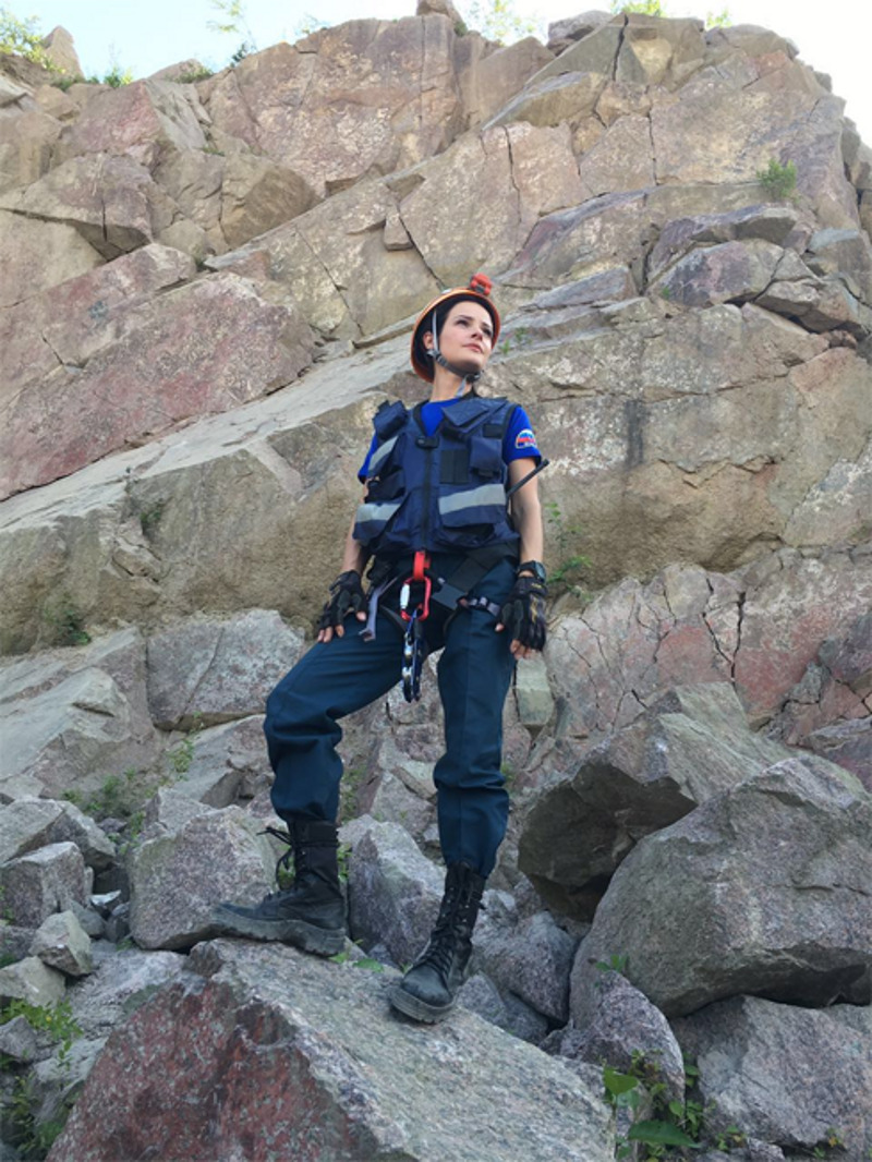 Анна Пескова в фильме станет сотрудником МЧС