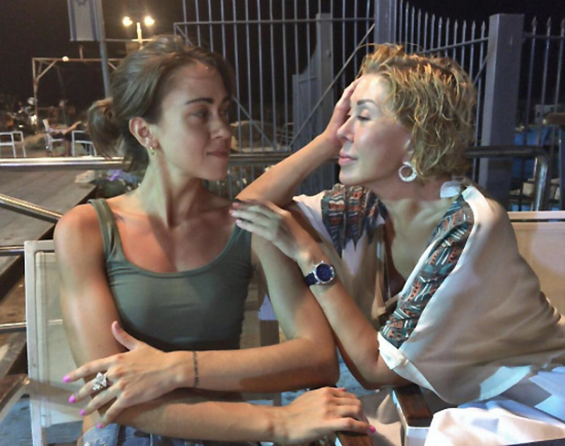 Uspenskayalubov: «Прощальный вечер в Израиле, моя сладкая доченька рядом, что может быть приятней, дорожу каждой минутой общения с ней»