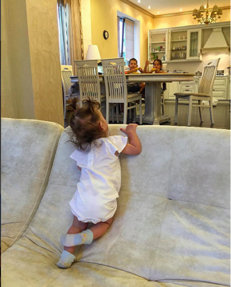 Именно эта фотография стала косвенным подтверждением того, что супруги помирились