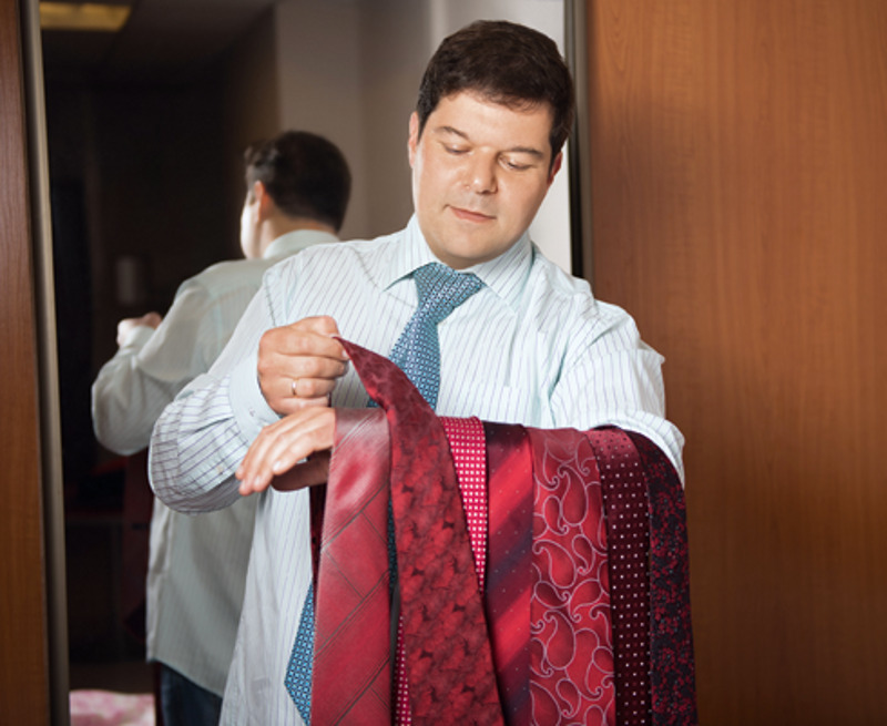 В коллекции телеведущего более ста пятидесяти галстуков