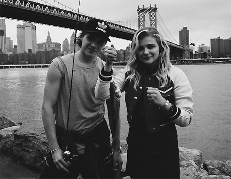 Бруклин Бекхэм и Хлоя Грейс Морец