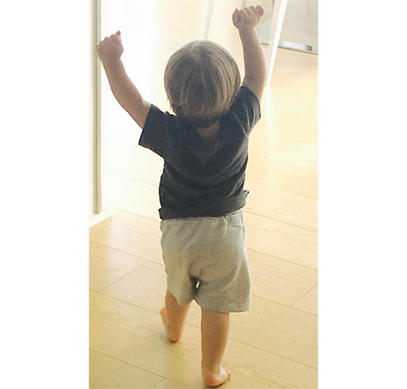 Сын Шакиры и Жерара Пике Саша радуется голу отца