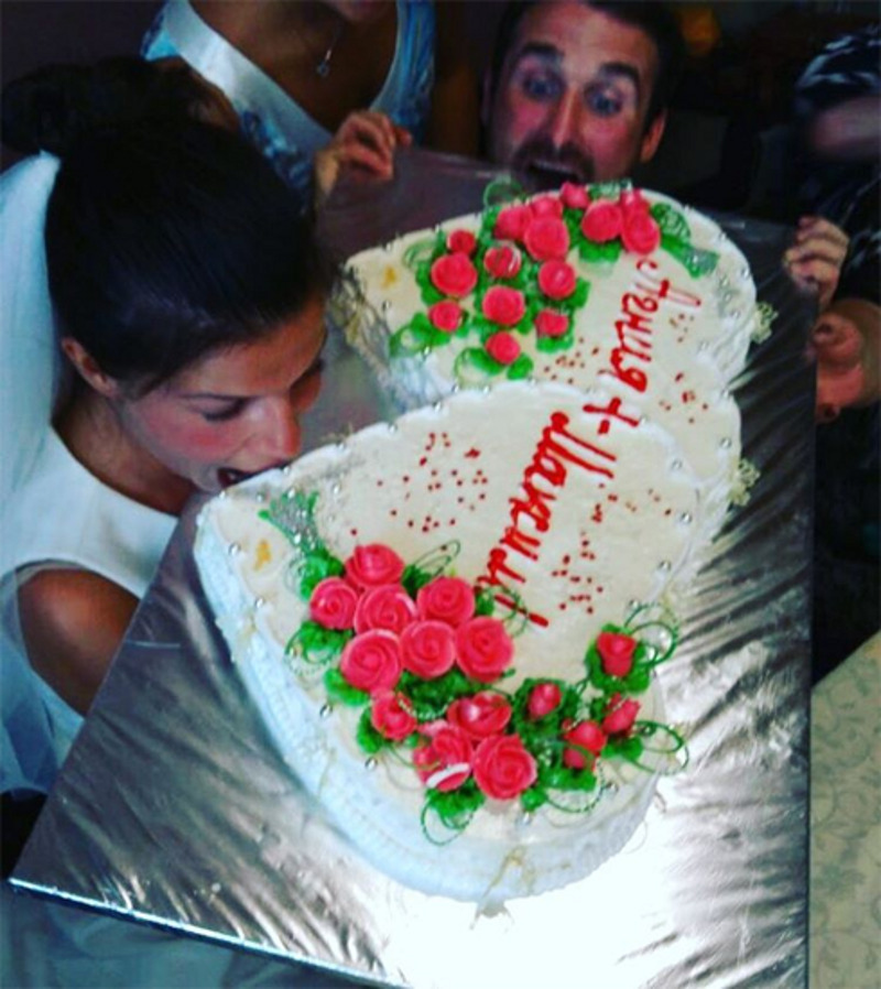Свадебный торт Агнии Кузнецовой и Максима Петрова поразил присутствующих 