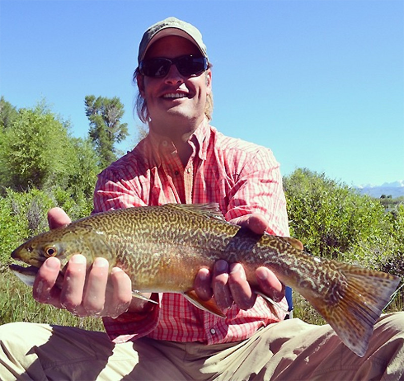 Джош Холловей поймал редкую тигровую форель