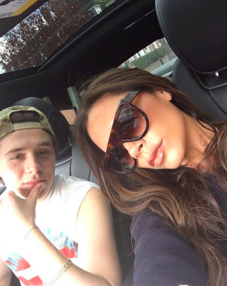 Виктория Бекхэм с сыном Бруклином