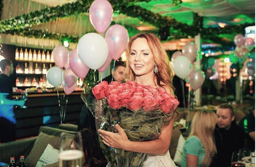 Певица МакSим