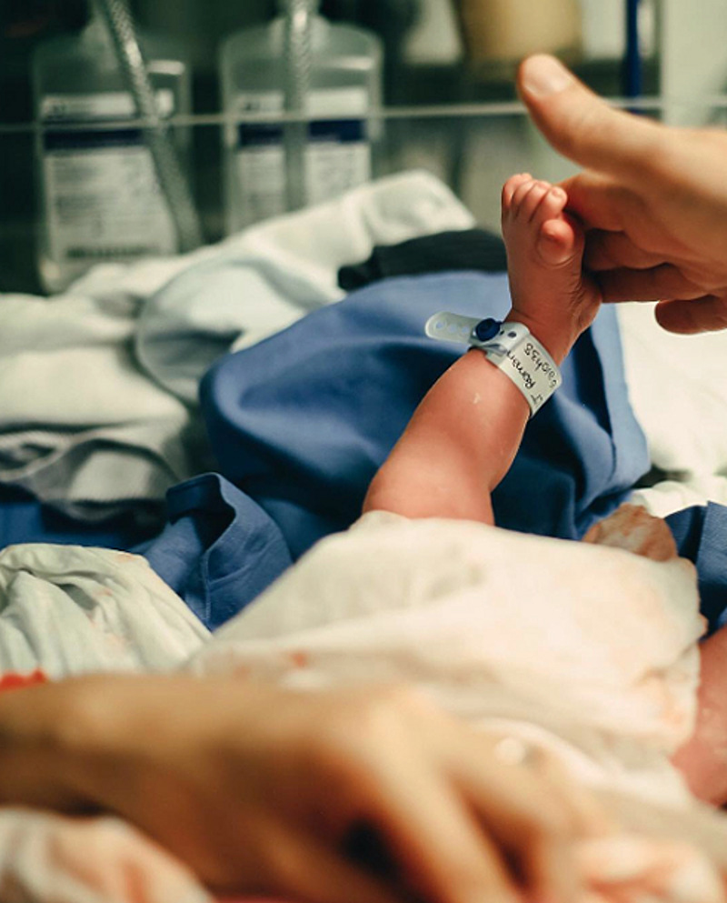 Сообщая о рождении сына, Наталья Водянова опубликовала фотографию, сделанную в роддоме