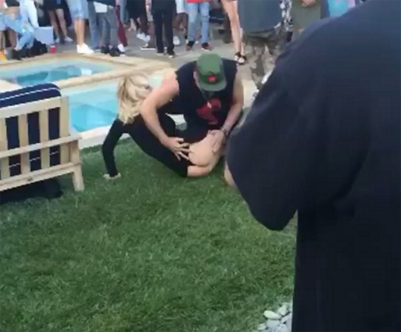 Дэвид ЛаШапель в шутку напал на Памелу Андерсон