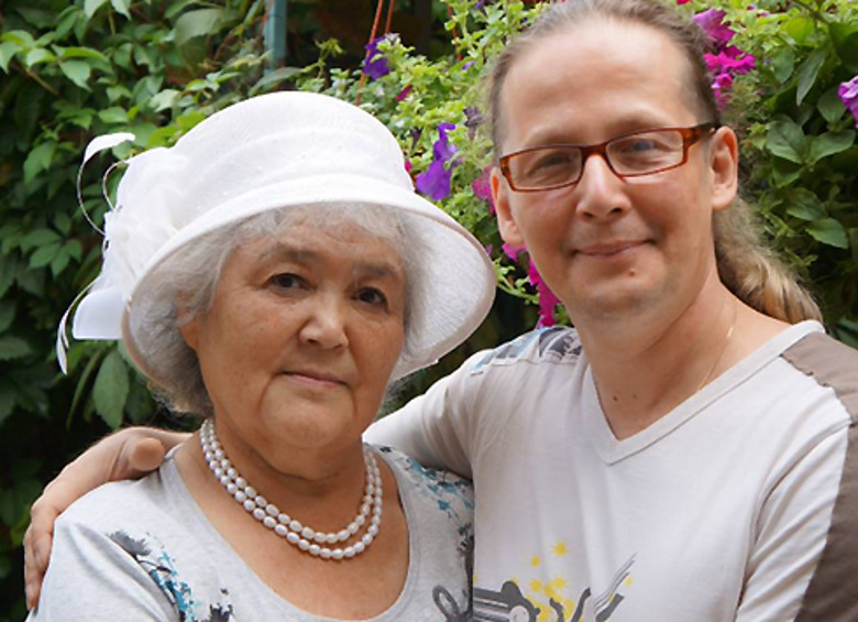 Александр Хлопков с мамой