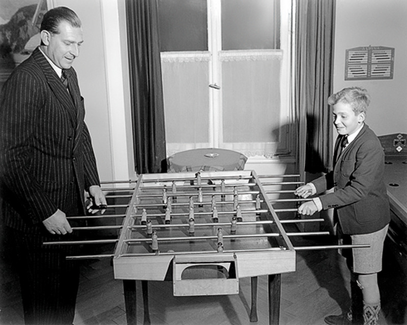 За этот снимок с отцом король Испании Хуан Карлос (справа) был очень благодарен фотографу