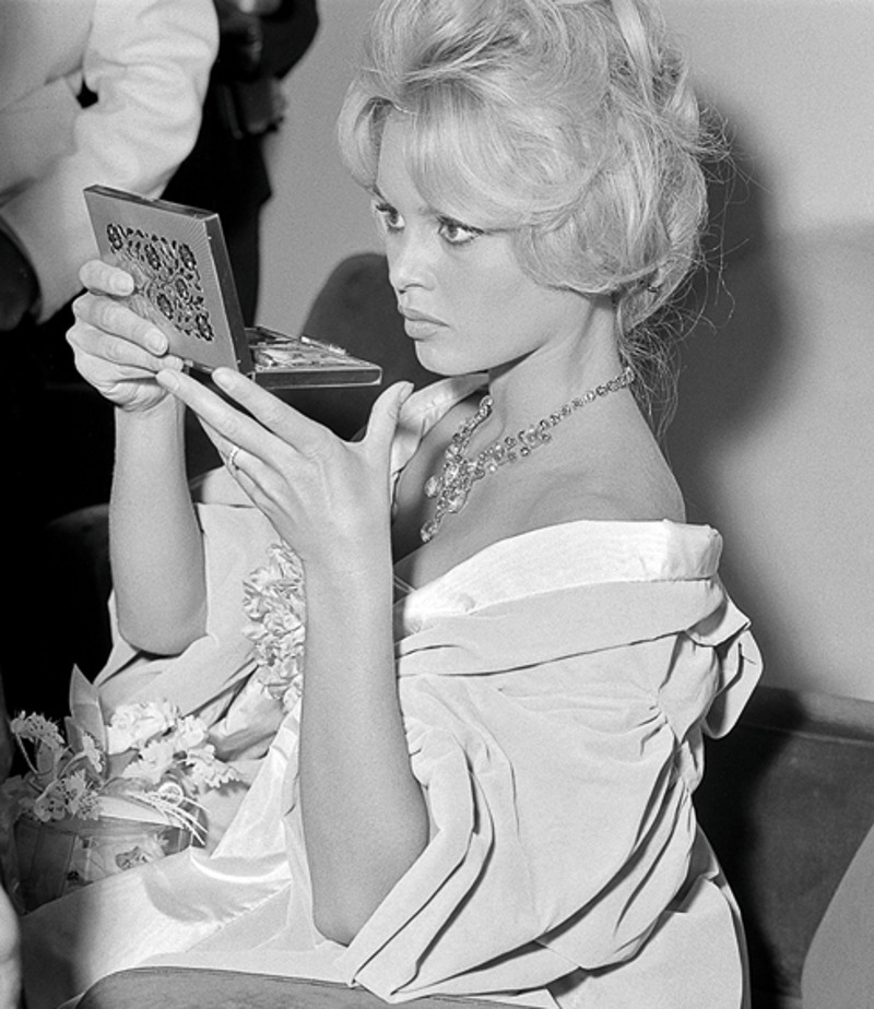 На Брижит Бардо можно любоваться бесконечно, 1958 год