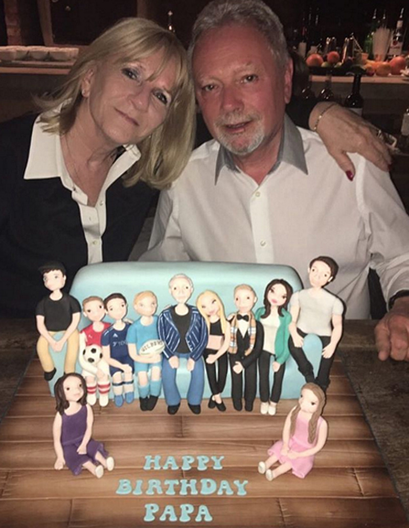 Торт, который Виктория Бекхэм подарила папе