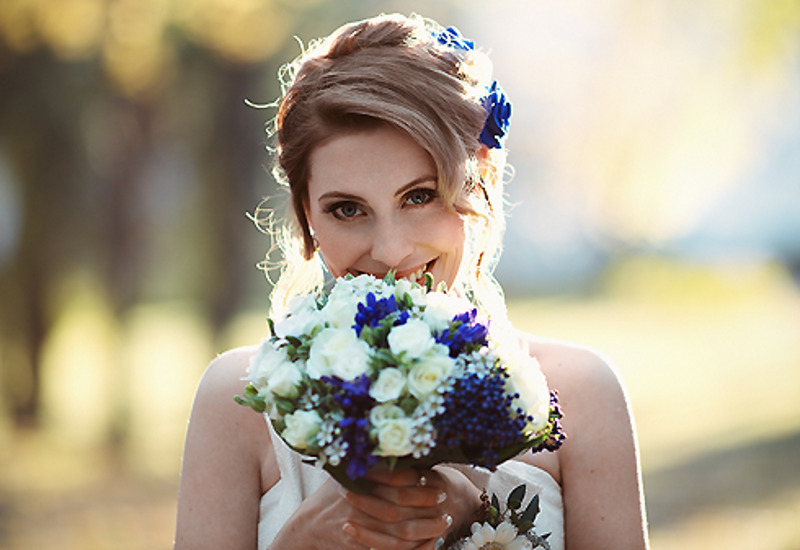 Традиция кидать букет невесты - одна из самых старинных