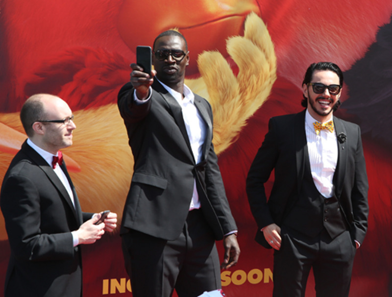 Джон Коэн, Омар Си и Тимур Родригез в Каннах