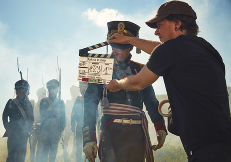 Над созданием военной формы для сериала работали 180 человек