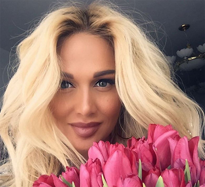 Виктория Лопырева  