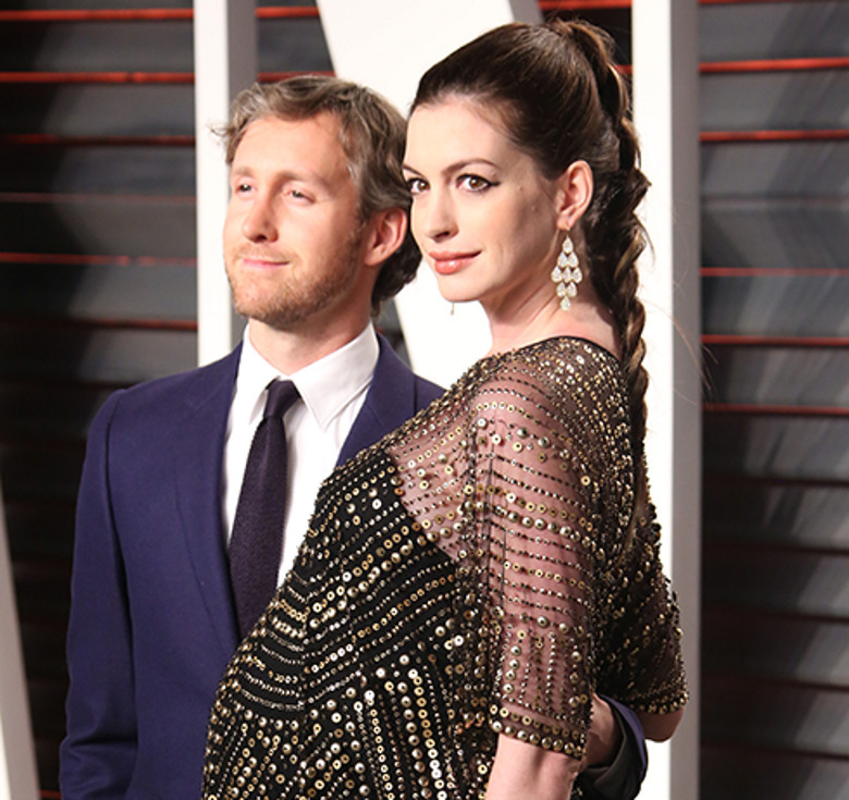 Энн Хэтэуэй и Адам Шульман