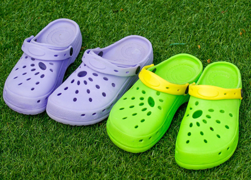 Внезапное появление на рынке марки Crocs вновь вернуло популярность резиновой обуви