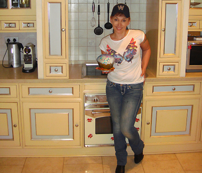 Елена Воробей рассказала, как красит пасхальные яйца