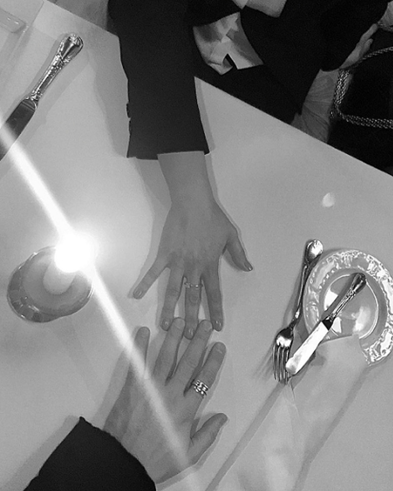 Билан не стал обращать внимания на расстроенных фанаток и опубликовал очередной интригующий снимок