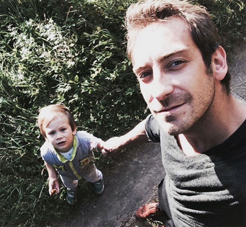 Сейчас сыну Артема Ткаченко Тихону три года