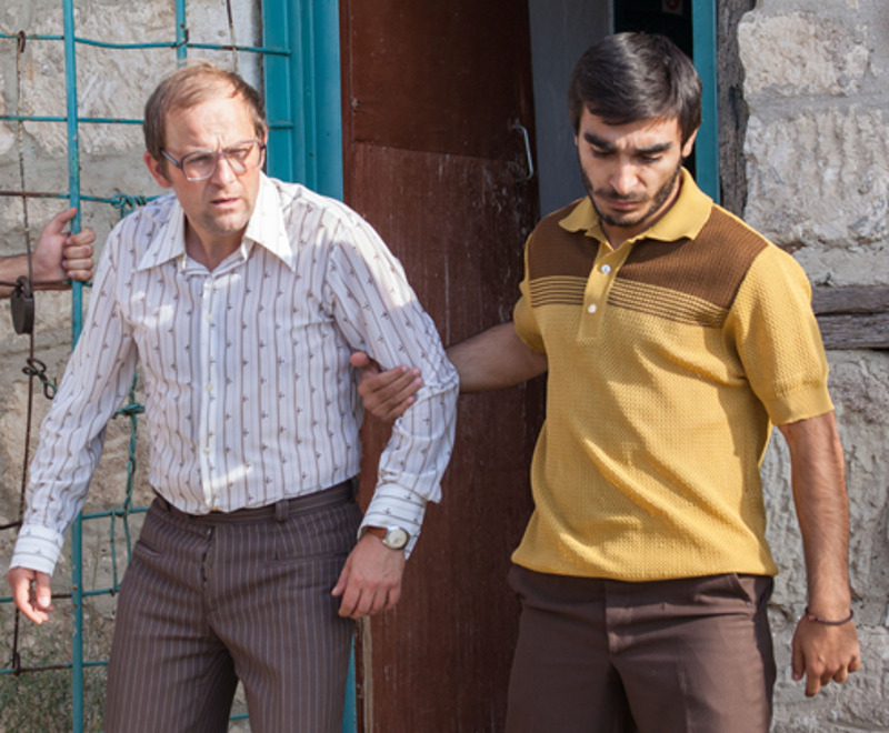 Чтобы передать  атмосферу 70-х годов, тщательно подбирались аутентичные костюмы той поры