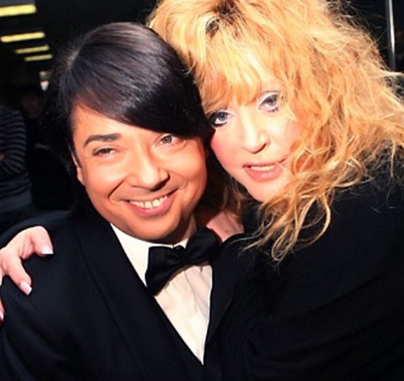 Владимир Юдашкин поздравил любимую Аллу