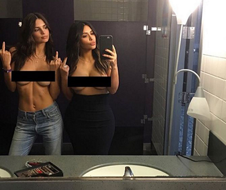 Ким Кардашьян и Эмили Ратаковски сделали совместное селфи