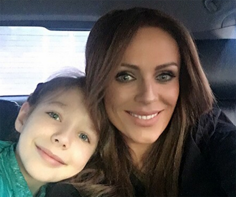  Юля Началова уехала в США без дочери