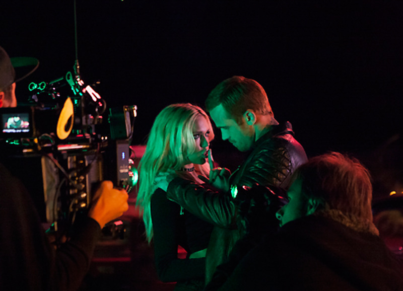 Кэма Жиганде зриьтели знают по фильмам «Бурлеск», «Сумерки» и «Никогда не сдавайся»