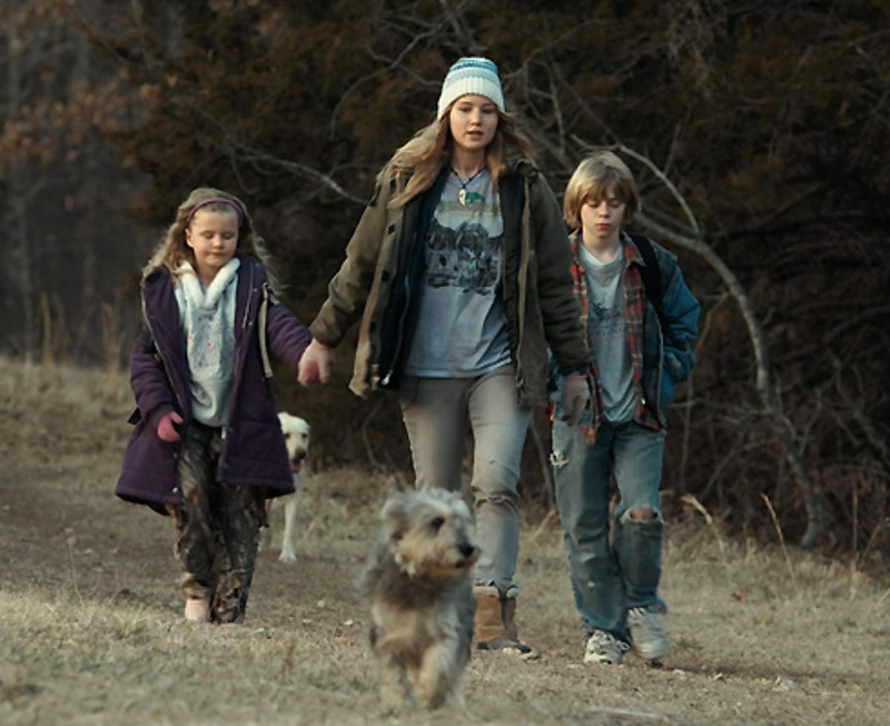 «Зимняя кость» – дебютный фильм звезды, принесший ей первые серьезные номинации и награды