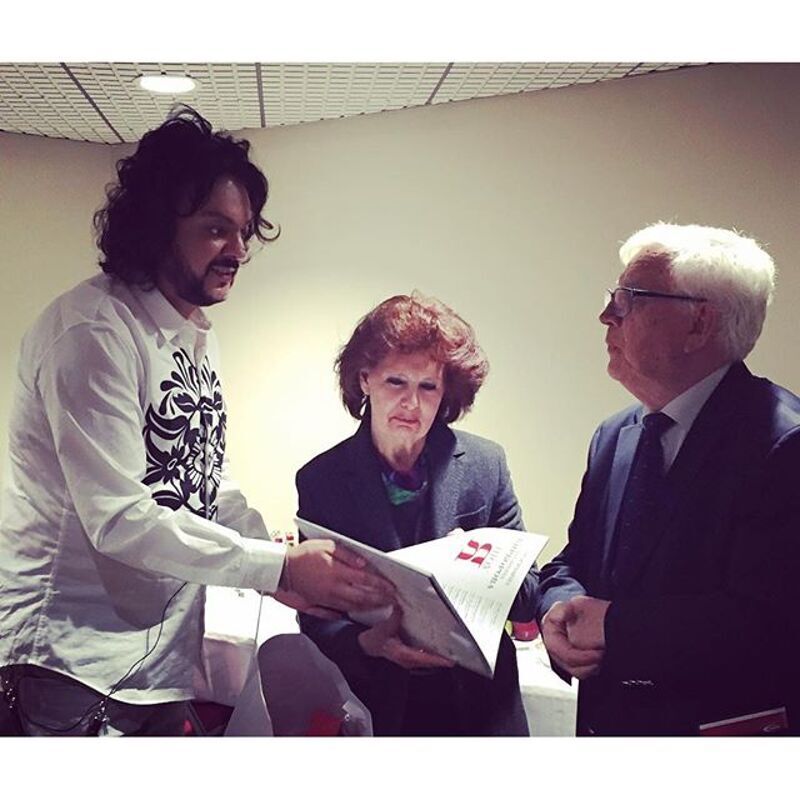 Говорят, встречу с дочкой устроил Раймонд Паулс