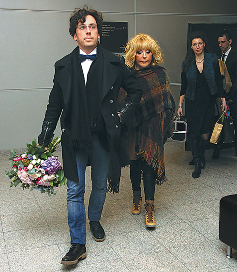 Максим Галкин и Алла Пугачева за кулисами шоу