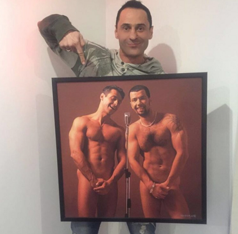 «Во что мне подарил лучший фотограф Владимир Широков !!!! Это фотку он сделал в 2004 году , сколько воды утекло с тех пор», - рассказал о снимке Костюшкин