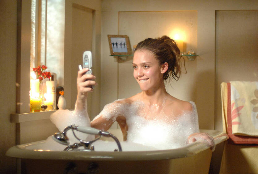 Джессика Альба в фильме "Удачи, Чак!"