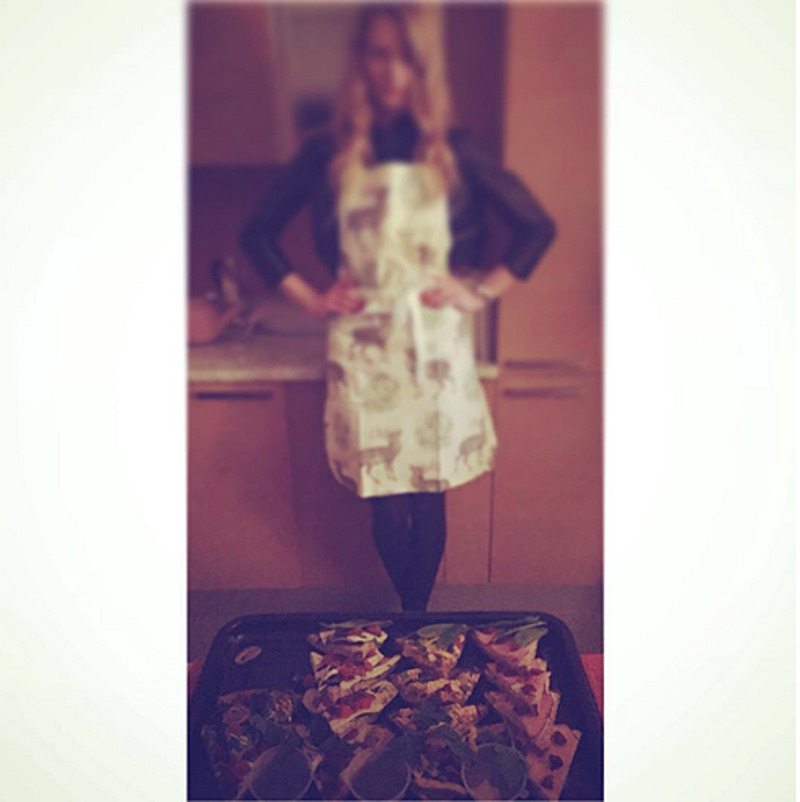 Светлана Ходченкова испекла десерт, чтобы отметить премию Ди Каприо