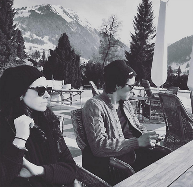 Линдсей сфотографировала Егора на горнолыжном курорте?