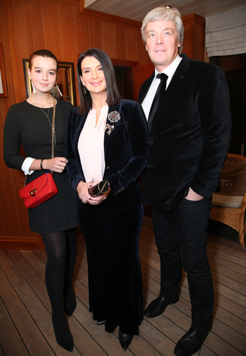 Семья Стриженовых