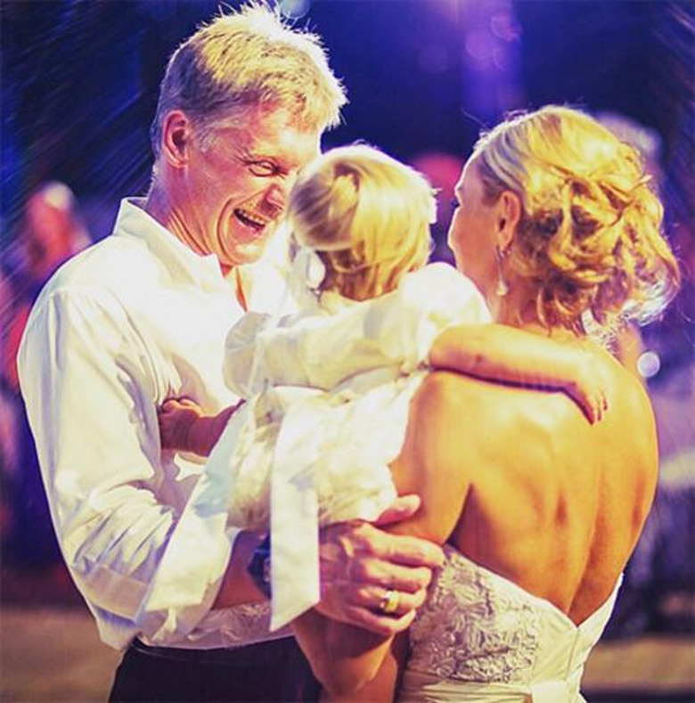 Дмитрий Песков и Татьяна Навка на свадьбе