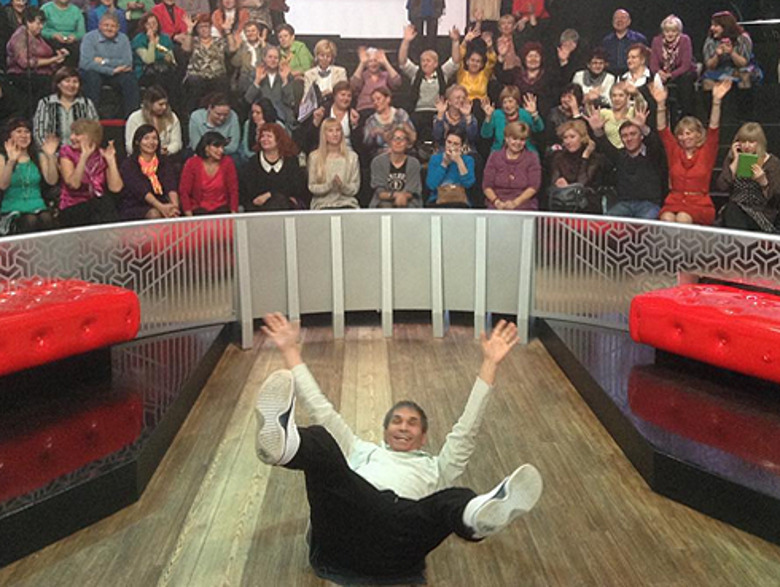 Бари Алибасов упал во время съемок передачи с участием Шепелева и Фриске