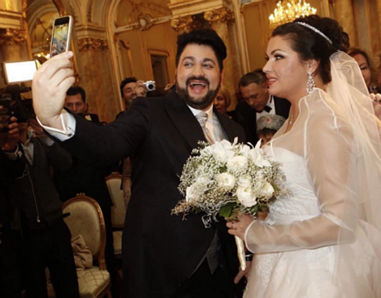 Анна Нетребко и Юсиф Эйвазов 29 декабря стали мужем и женой