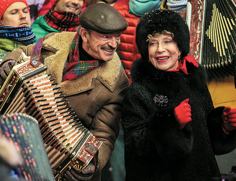 Родителей героя Дмитрия Нагиева сыграли Михаил Боярский и Инна Чурикова