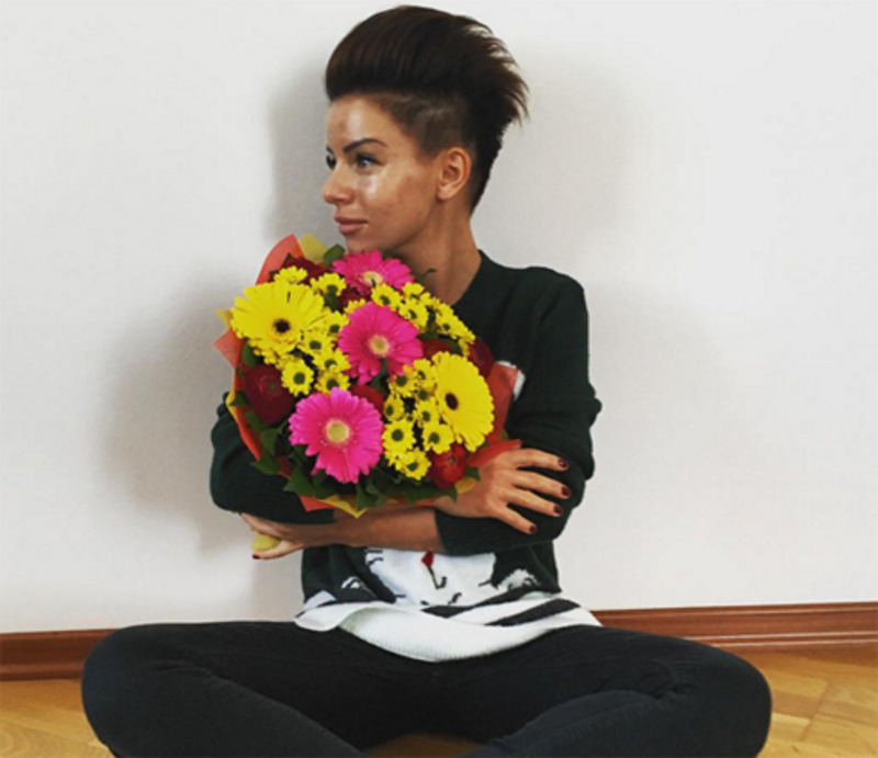 Неделю назад Юля Волкова решила коротко подстричься