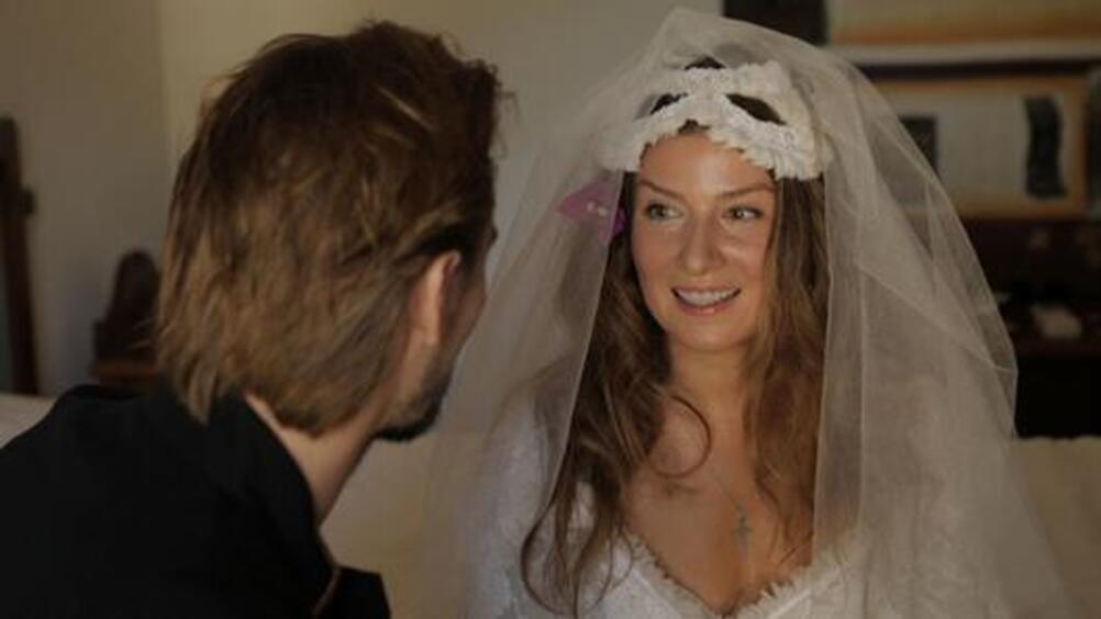 Жанна - снова невеста. 