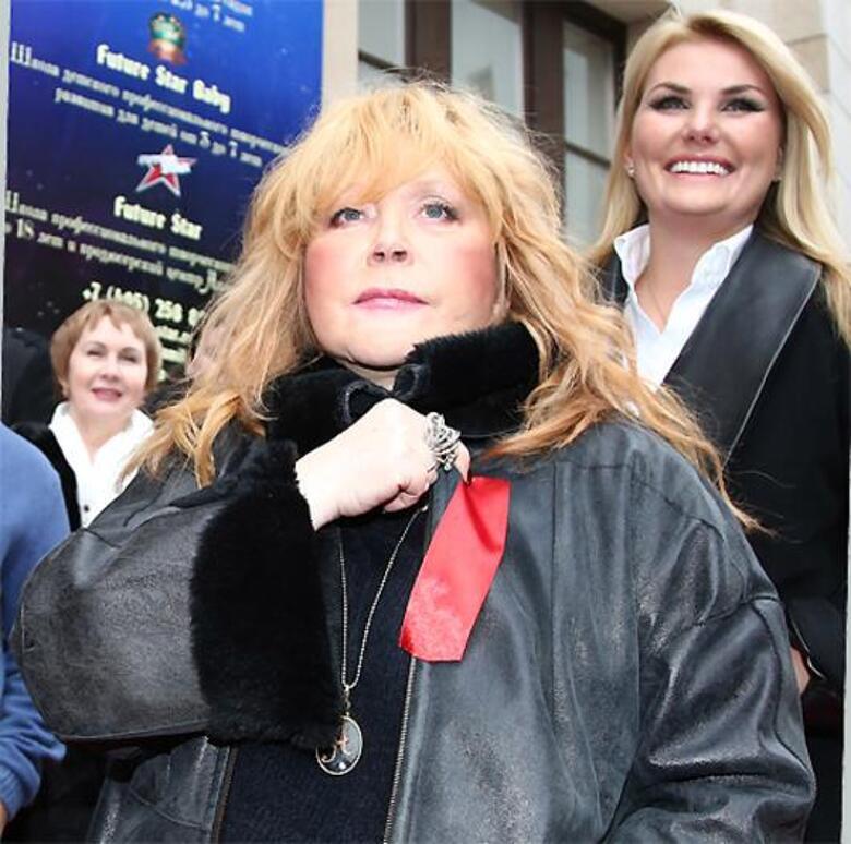 Алла Пугачева и Ирсон Кудикова.