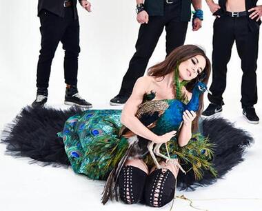 Анна Плетнева во время съемок клипа. Фото: материалы пресс-служб.