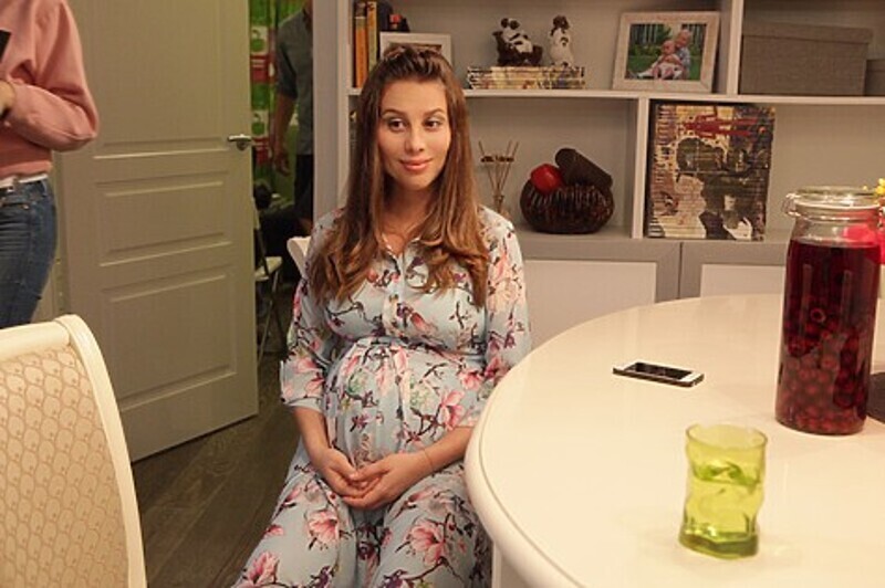 Юля на съемках. Фото: материалы пресс-служб