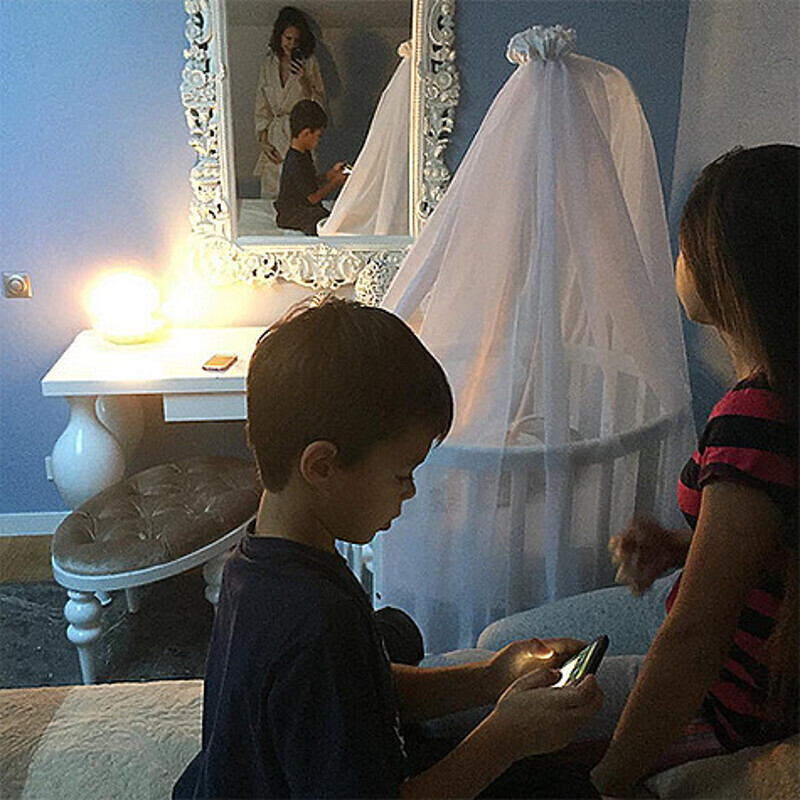 Екатерина Климова показала своею новорожденную дочь Бэллу. Фото: Instagram.com/klimovagram.