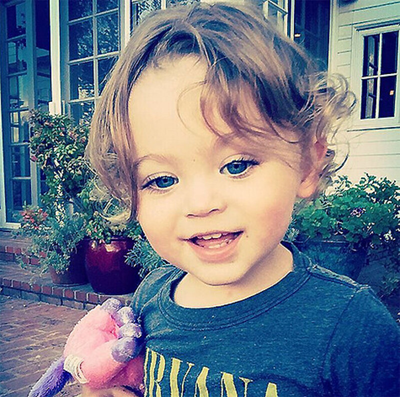 Меган Фокс поделилась снимком сына Бодхи. Фото: Instagram.com/the_native_tiger.