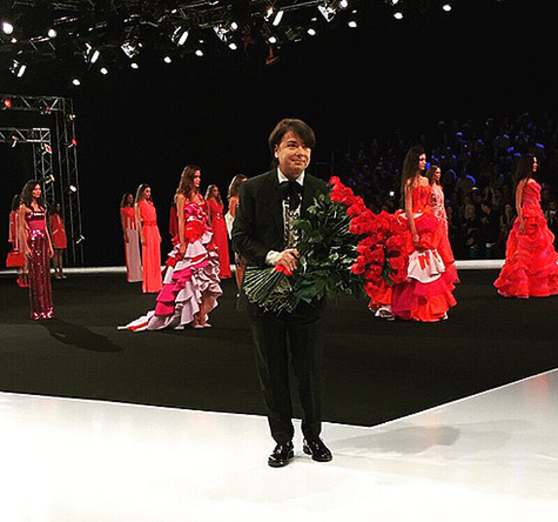 ann_semenovich: «Какой талантливый и приятный человек наш дорогой Валентин Юдашкин !!! Браво…» Фото: Instagram.com/ann_semenovich.